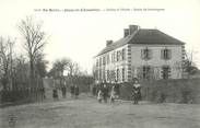 18 Cher / CPA FRANCE 18 "Jussy le Chaudrier, écoles et mairie, route de Sancergues"