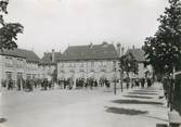 76 Seine Maritime / CPSM FRANCE 76 "Doudeville, école pensionnat, cour de récréation"