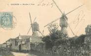 49 Maine Et Loire / CPA FRANCE 49 "Saumur, moulins à vent"