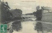 13 Bouch Du Rhone / CPA FRANCE 13 "Grans, passerelle sur la Touloubre"