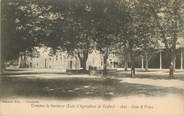 13 Bouch Du Rhone / CPA FRANCE 13 "Environs de Gardanne, cour et Préau"