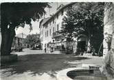 06 Alpe Maritime / CPSM FRANCE 06 "Mougins, la grande place et ses fontaines"