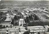 13 Bouch Du Rhone / CPSM FRANCE 13 "Charleval, vue générale aérienne, au centre le château"