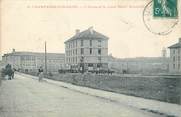 77 Seine Et Marne / CPA FRANCE 77 "Champagne sur Seine, l'usine et la place Henri Schneider"