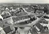 18 Cher / CPSM FRANCE 18 "Ourouer Les Bourdelins, la place des Bourdelins"