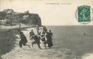 76 Seine Maritime / CPA FRANCE 76 "Quiberville, sortie de bain"