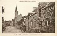 22 Cote D'armor CPA FRANCE 22 "Gouarec, une vieille rue, l'église"