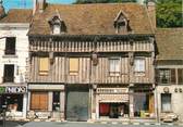 27 Eure / CPSM FRANCE 27 "Ivry La Bataille, maison d'Henri IV"
