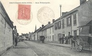 95 Val D'oise / CPA FRANCE 95 "Bruyères sur Oise, rue principale"