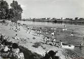 37 Indre Et Loire / CPSM FRANCE 37 "Sainte Radegonde, centre du bourg, la plage"