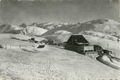 38 Isere / CPSM FRANCE 38 "L'Alpe d'Huez, le village et les champs de neige"