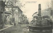 13 Bouch Du Rhone / CPA FRANCE 13 "La Roque d'Anthéron, rue et place de la mairie"