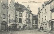 15 Cantal / CPA FRANCE 15 "Place de Salers, groupe de Maisons du XVè siècle"