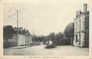 33 Gironde / CPA FRANCE 33 "Cars, la poste et la mairie"