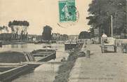 77 Seine Et Marne / CPA FRANCE 77 "Saint Mammès, le quai du Loing" / PENICHE