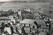 56 Morbihan / CPSM FRANCE 56 "Port Louis, église et place Notre Dame"