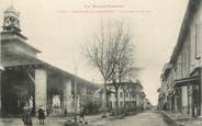 33 Gironde / CPA FRANCE 33 "Grenade sur Garonne, place de la Halle"