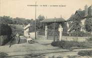 95 Val D'oise / CPA FRANCE 95 "Valmondois, La Naze, le chemin du lavoir"