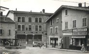 38 Isere / CPSM FRANCE 38 "Saint Jean de Bournay, place de l'hôtel de ville et hôtel du Nord"