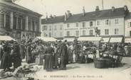 88 Vosge / CPA FRANCE 88 "Remiremont, la place du marché"