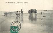 80 Somme / CPA FRANCE 80 "Fort Mahon Plage la pêche dans les filets"