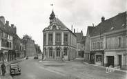 28 Eure Et Loir CPSM FRANCE 28 "Chateauneuf en Thymerais, place des Halles"