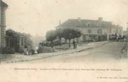 78 Yveline / CPA FRANCE 78 "Châteaufort, la place et l'hôtel de Châteaufort et du touring club"