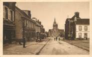 29 Finistere CPA FRANCE 29 "Guerlesquin, rue de l'Eglise et les Halles"