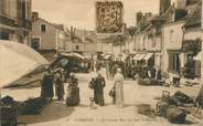 37 Indre Et Loire CPA FRANCE 37 "Cormery, la grande rue un jour de marché"