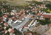 70 Haute SaÔne / CPSM FRANCE 70 "Héricourt, vue aérienne, la place du marché"