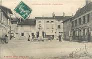 01 Ain / CPA FRANCE 01 "Saint Julien sur Reyssouze, place du centre"