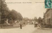 01 Ain / CPA FRANCE 01 "Saint Julien sur Reyssouze, place du monument"