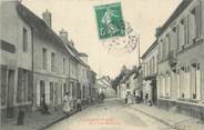 77 Seine Et Marne / CPA FRANCE 77 "Faremoutiers, rue des Moutiers "