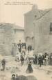 13 Bouch Du Rhone / CPA FRANCE 13 "Fête Provençale des Baux, arrivée du cortège sur la place de l'église"