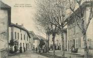 38 Isere / CPA FRANCE 38 "Sillans, place de la Croisée"