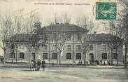 38 Isere / CPA FRANCE 38 "Saint Etienne de Saint Geoirs, groupe scolaire"