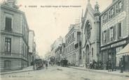 38 Isere / CPA FRANCE 38 "Vienne, rue Victor Hugo et temple protestant"