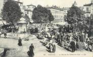 38 Isere / CPA FRANCE 38 "Vienne, le marché de l'hôtel de ville"