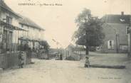 38 Isere / CPA FRANCE 38 "Courtenay, la place et la mairie"