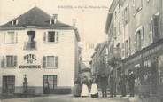 38 Isere / CPA FRANCE 38 "Morestel, rue de l'hôtel de ville"