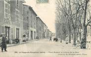 38 Isere / CPA FRANCE 38 "Le Péage du Roussillon, place Morand et av de la gare"