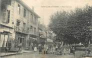 38 Isere / CPA FRANCE 38 "Pont de Beauvoisin, place Carouge"