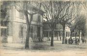 38 Isere / CPA FRANCE 38 "Rives, place Carnot, les écoles"