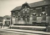 78 Yveline / CPSM FRANCE 78 "Freneuse, le groupe scolaire"