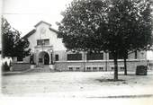 84 Vaucluse / CPSM FRANCE 84 "Lagnes, l'hôtel de ville "