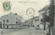 42 Loire .CPA  FRANCE 42 " Saint Denis de Cabannes, Une rue du Bourg"