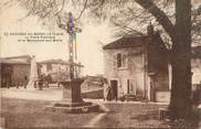 42 Loire .CPA  FRANCE 42 " Saint Georges de Baroille, La place publique et le monument aux morts"