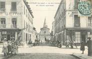 42 Loire .CPA FRANCE 42 "Le Coteau, Rue Victor Hugo et église St Marc"