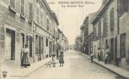 69 RhÔne .CPA FRANCE 69 "Pierre Bénite, La grande rue"