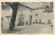 38 Isere .CPA   FRANCE 38 " Iseron, La place St Jean"